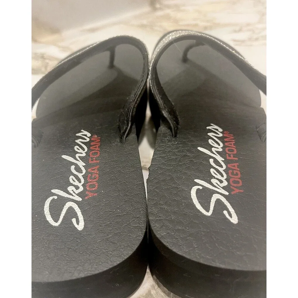 Skechers Yoga Foam Rhinestone Bling Flip Flops Women’s Size 8 Black Silver